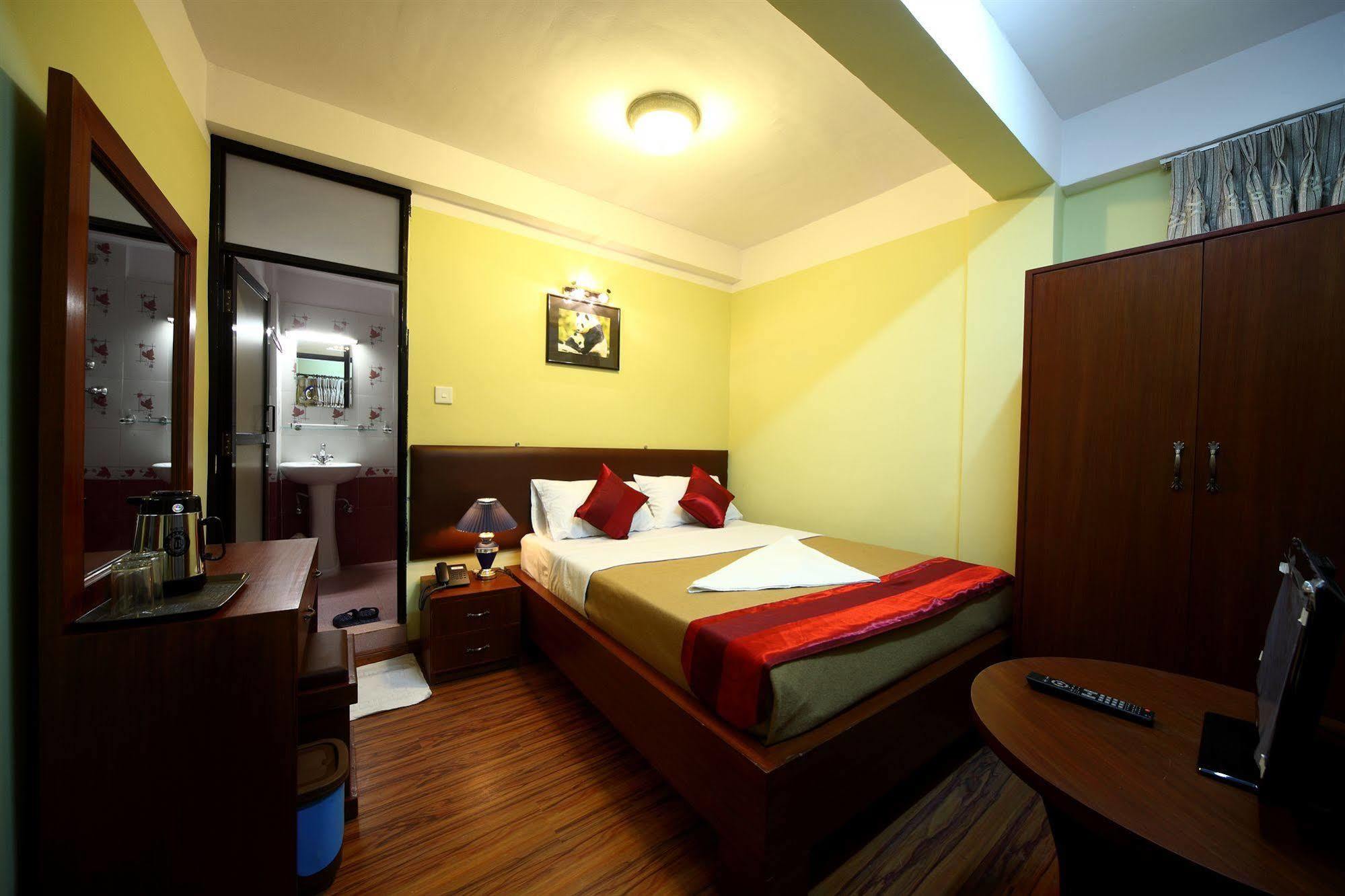 New Hotel Panda Kathmandu Exterior foto